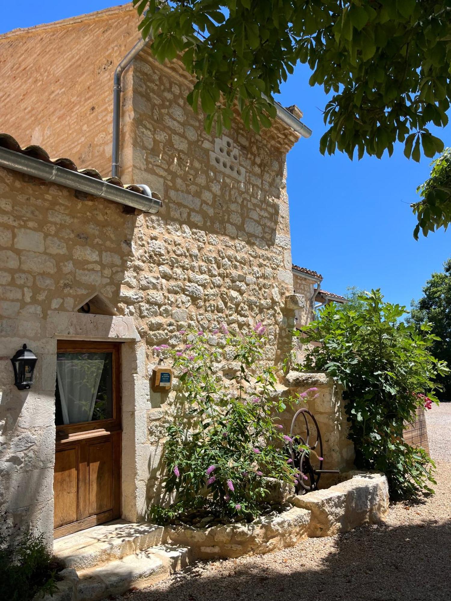 Maison D'Hotes De La Boissiere Andillac Exteriér fotografie